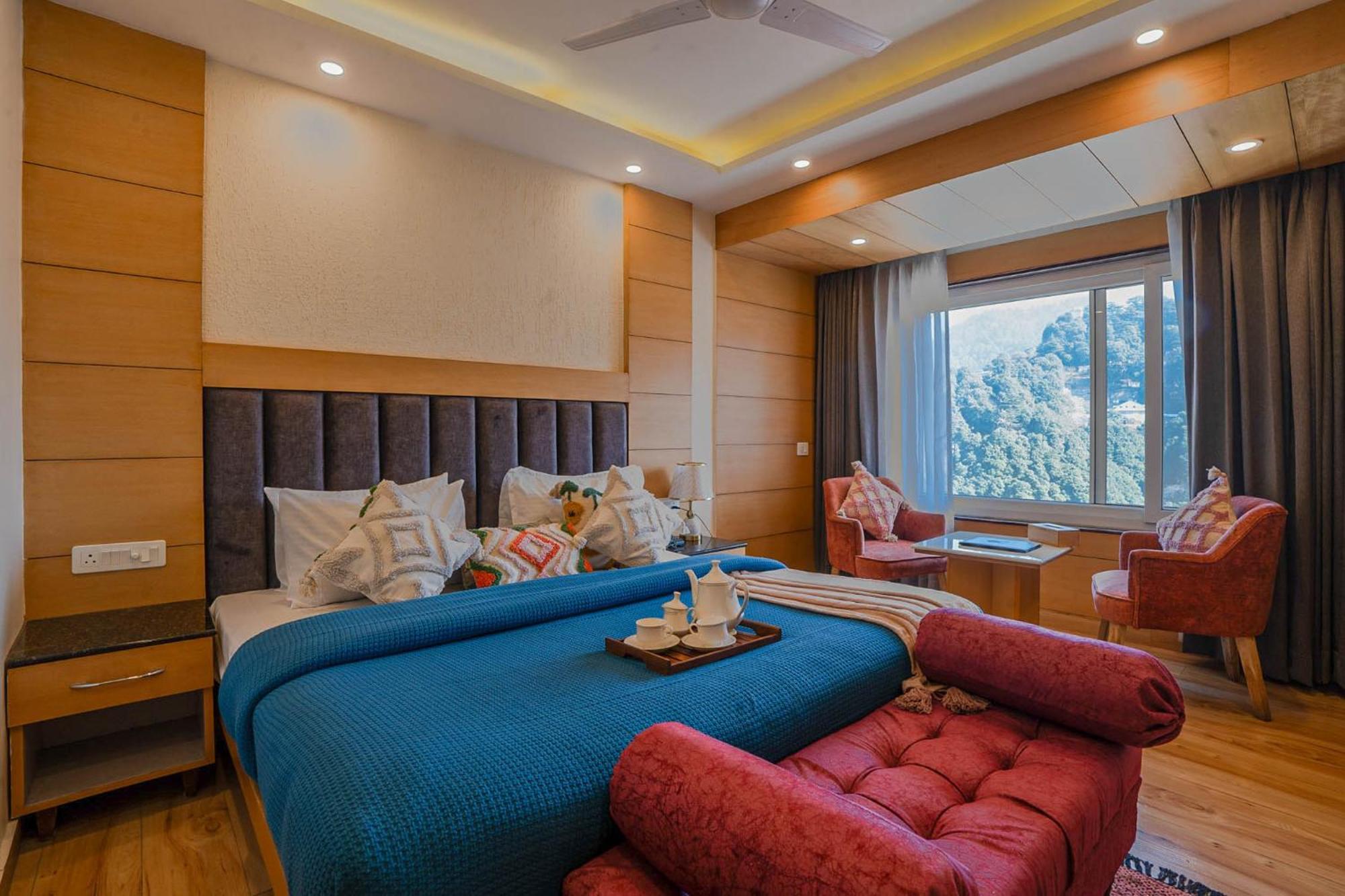 Hotel Super @Mall Road Mussoorie Bagian luar foto